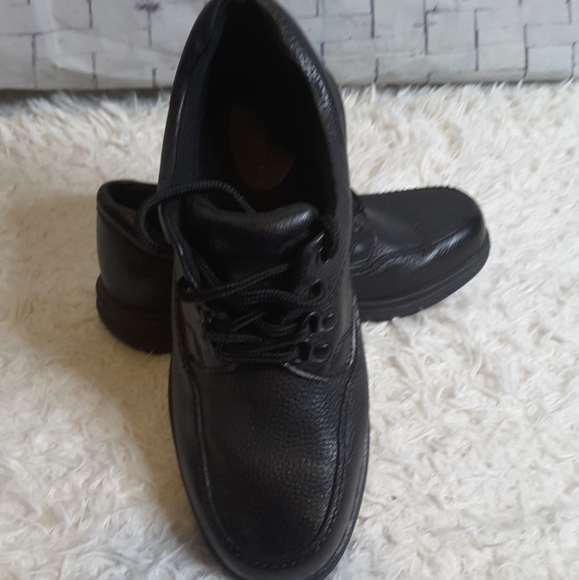 GST Football Lacing Kit - 1 Black Suede Inner Lace (27") & 1 Black Pebbled Outer Lace (33") 2 thumbnail image